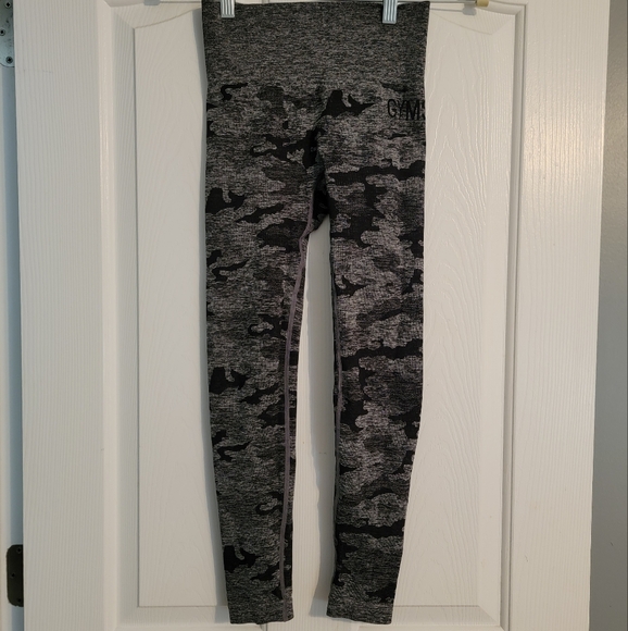 Gymshark Black And Grey Camo Leggings - Picture 2 of 4